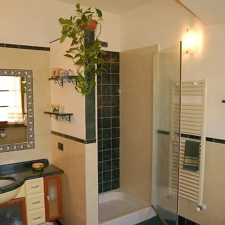 וילה Iriscortona